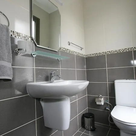 Cosy Loft 1 Bedroom Few Steps By The Sea Διαμέρισμα Agios Georgios (Kyrenia)