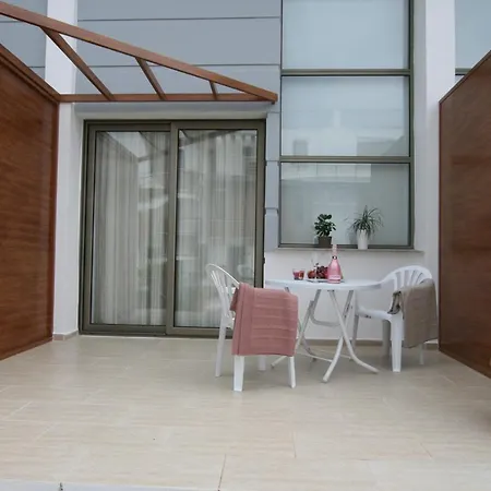 Διαμέρισμα Cosy Loft 1 Bedroom Few Steps By The Sea *